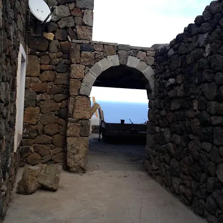 Dammuso Karace Tracino